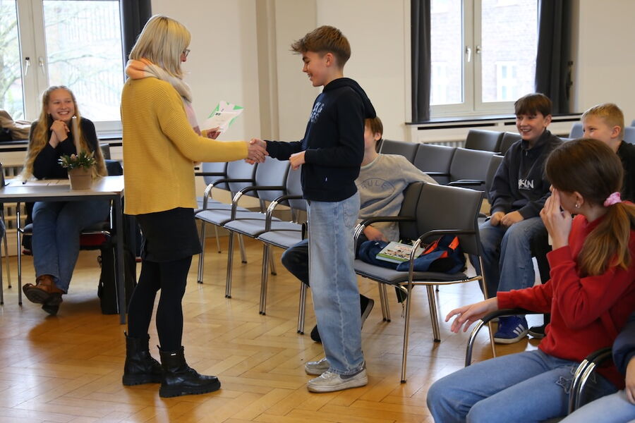 Gratulation zum Gewinn des Vorlesewettbewerbs